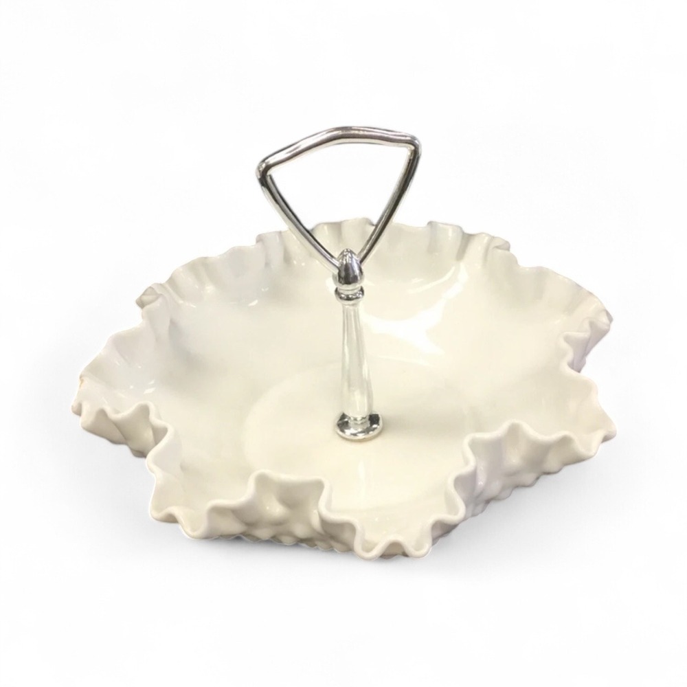 New vtg Fenton white milk glass ruffled edge hobnail silver‎ handled candy dish